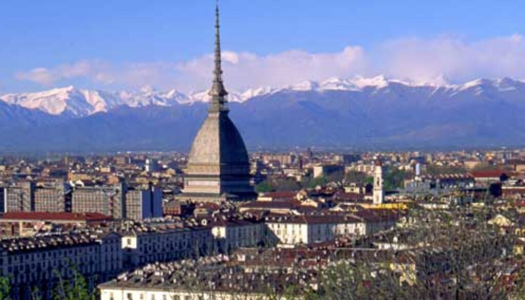 La storia di Cerasarda incanta Torino